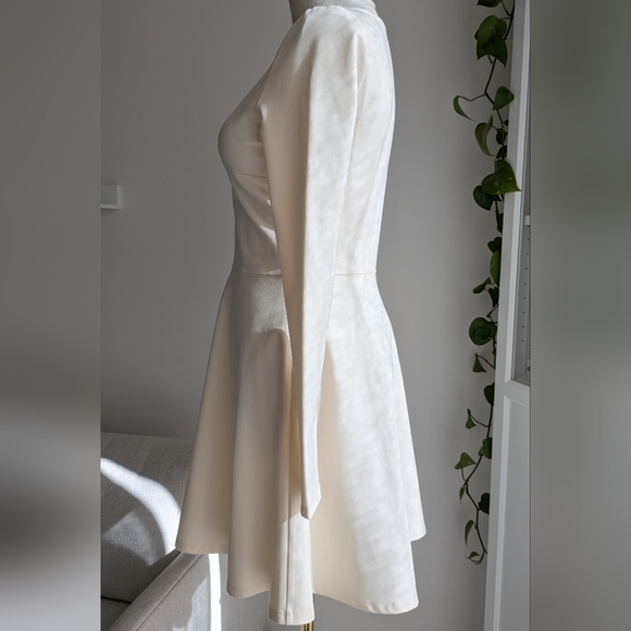 Sunday Best Virtue Dress - Picture 4 of 11